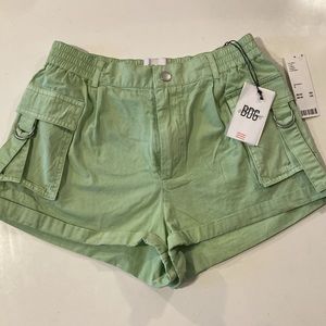 NWT Urban Outfitters BDG Lisa Cargo Shorts Green Small